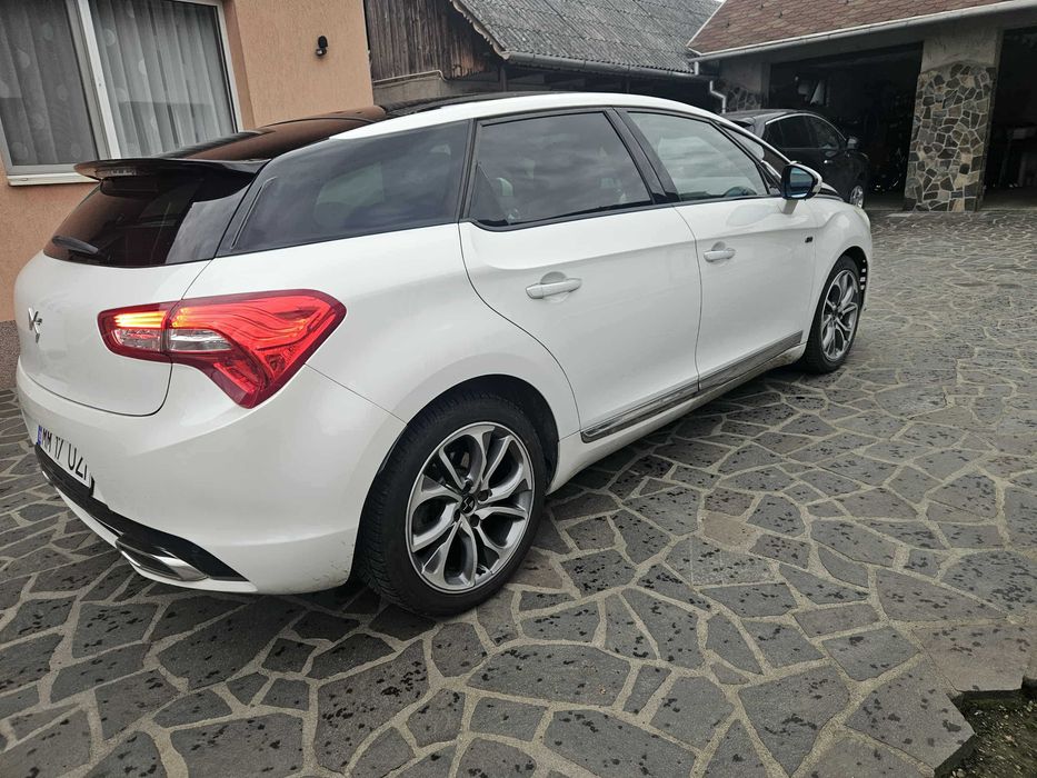 Citroen DS5 hybrid 4x4