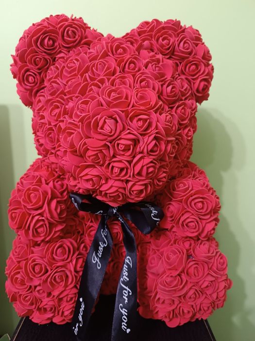 Мече от вечни рози