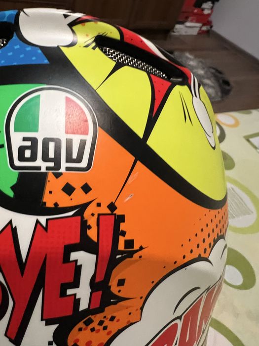 Casca agv k3 cu mici zgarieturi