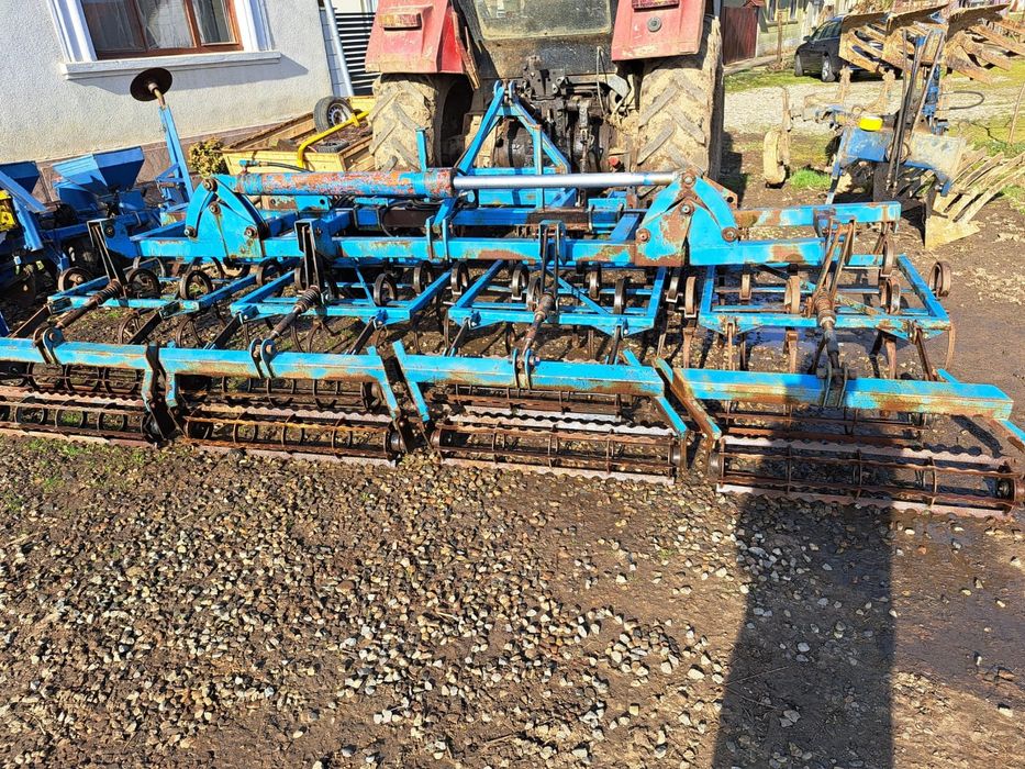 Combinator 3,3 , 4,5 , 5 metri , rabatabil hidraulic dupa tractor