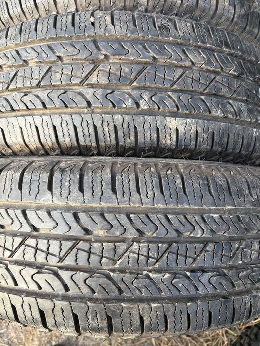 235/70 r17 ca noi 4 buc Nexen