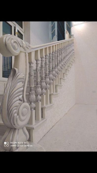 Buyurtma asosida MDF va shponli zinalar