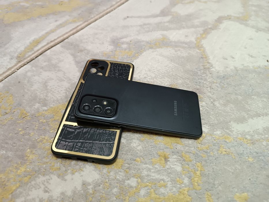 Samsung A33 / 5G + Чехол.