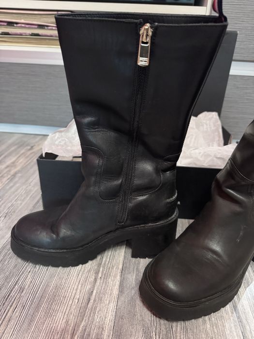 Зимни дамски ботушки Tommy Hilfiger