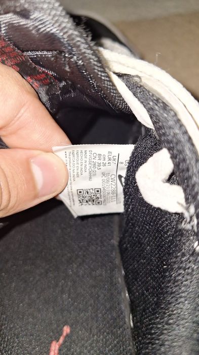 Vând jordan 1 low travis scott