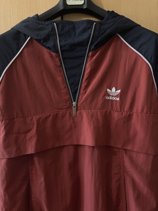 Продам ветровку Adidas . Original