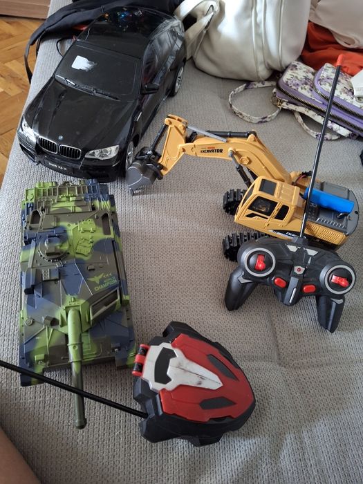 Лот коли,камион,джип,пожарна,мотор,акумулаторни коли