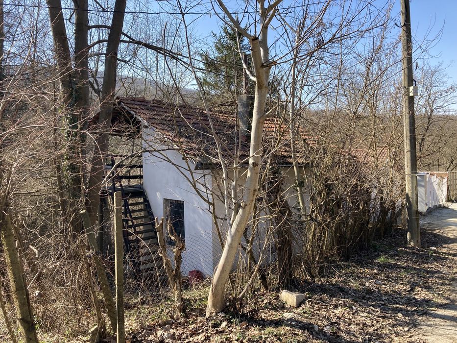 Продава се Къща в с. Малки чифлик, Област Велико Търново - 60 кв.м за 592 €/кв.м - Снимка #1