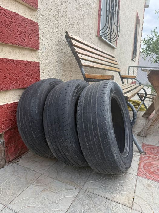 Покрышки б /у продам