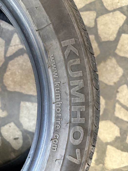 Продам шины на Elantra
