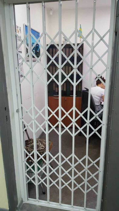 Раздвижные решётки