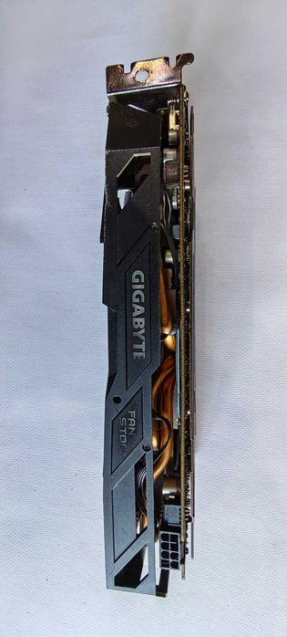 Видео карта Gigabyte 4GB