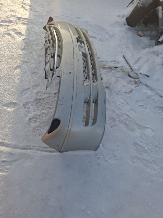 Бампер тойота превия