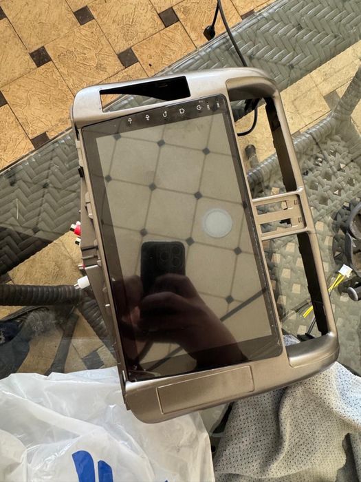 Магнитола на прада 150