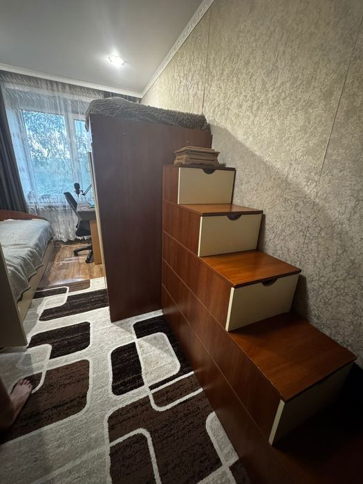 Продам мебель в комнату