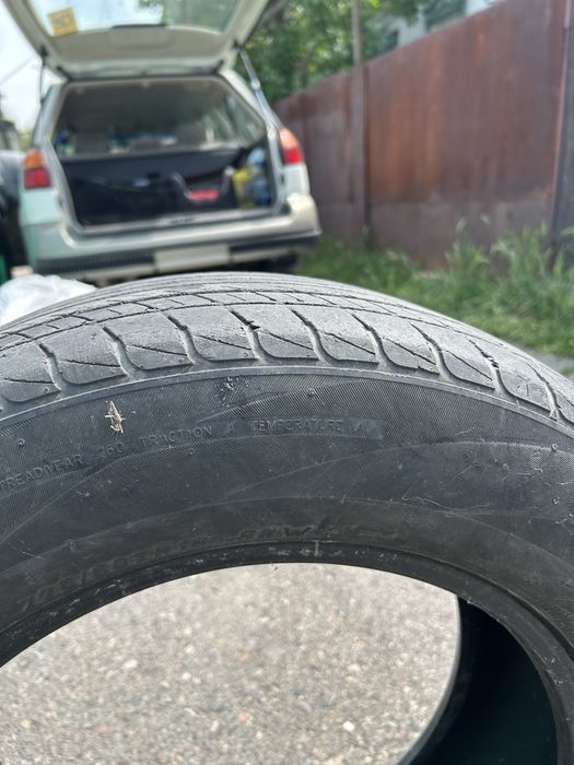 Резина Maxxis, летняя.