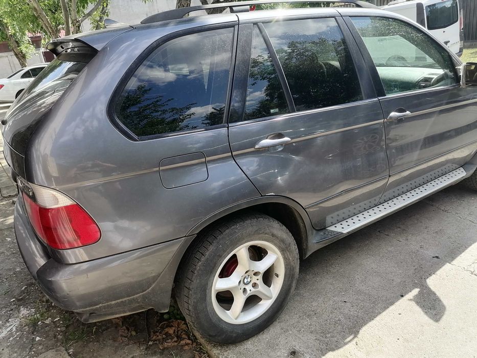 Autoutilitara bmw x5 e53 3.0d Manual inmatriculat