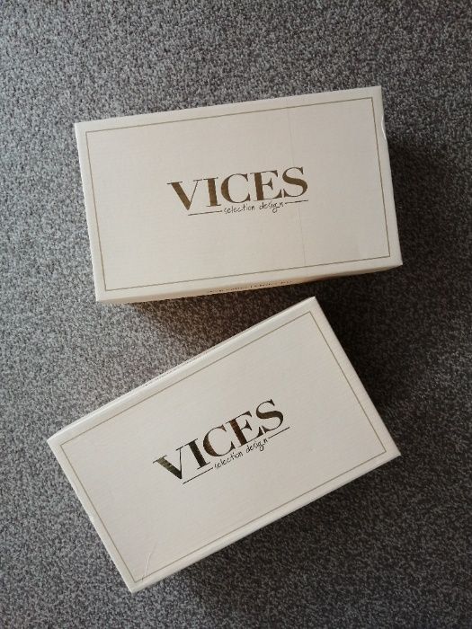 Продавам дамски обувки, налични в два цвята