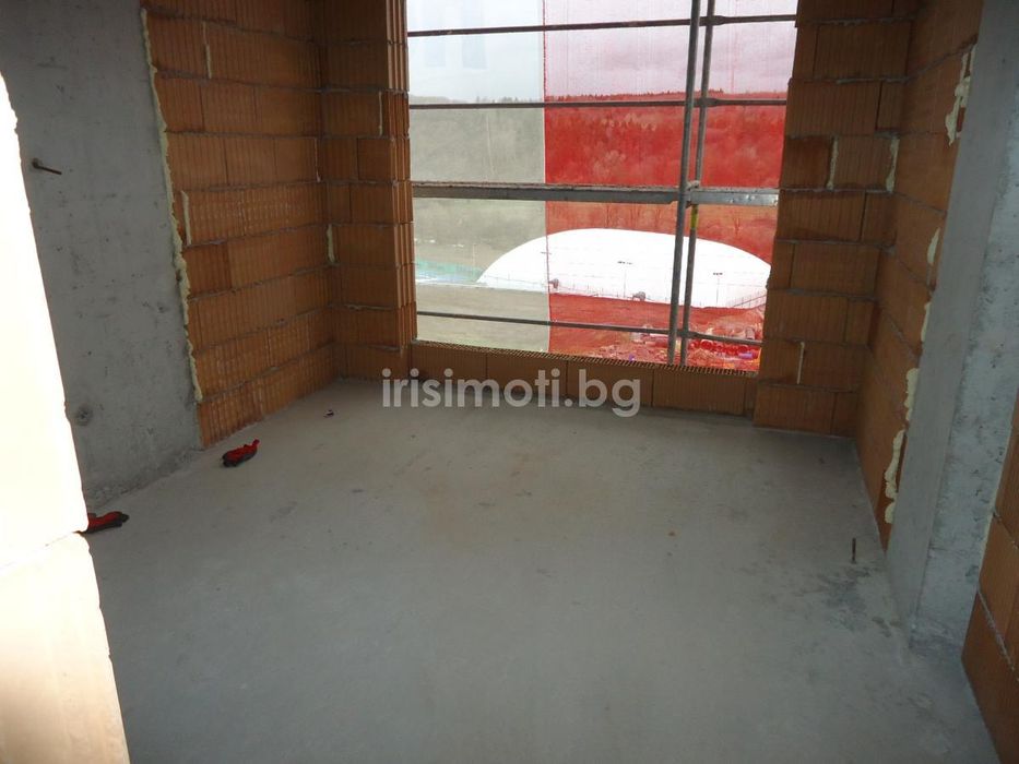 Продава се Тристаен апартамент в София, Люлин 6 - 102 кв.м за 839 €/кв.м - Снимка #2
