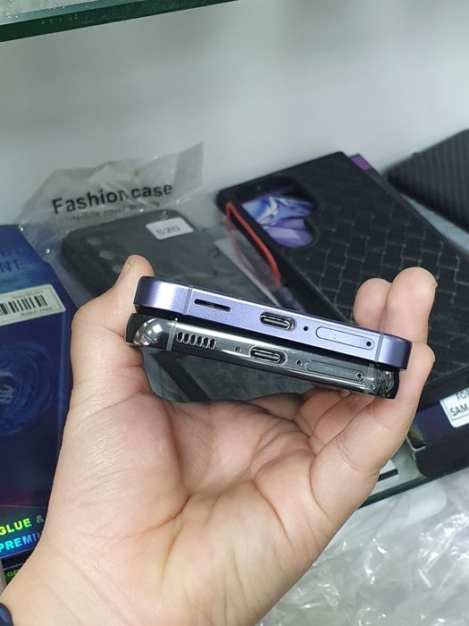 Samsung Galaxy s23  s24
Holati 10/10
12/256GB
5000
kh/A
R