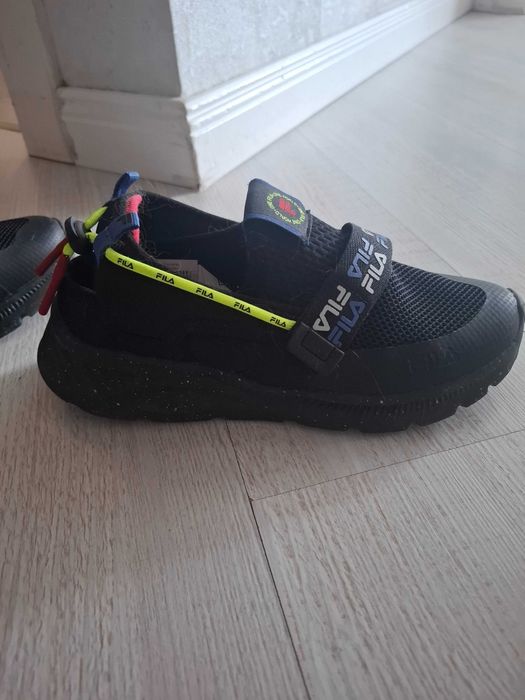 Кроссовки летние