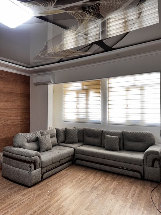 Угловой диван, отличное состояние