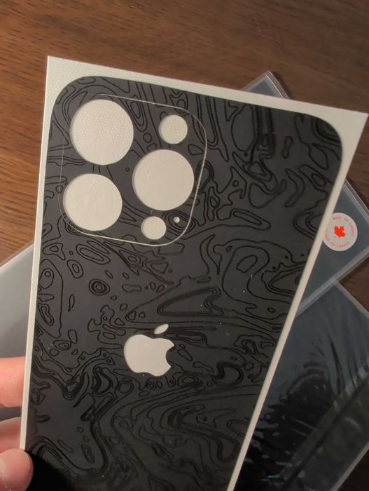 Skin Triple Black Iphone 15/16 Pro Max