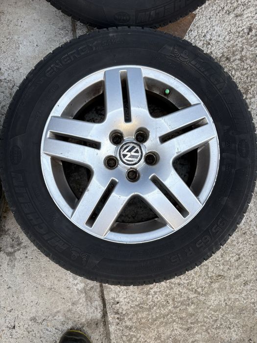 Set Jante Aliaj R15 Originale VW Golf 4 / Bora 5x100 cu Anvelope Michelin 195/65/15