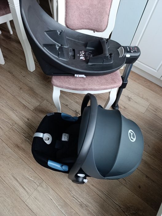 Cybex Детско кошче за кола
