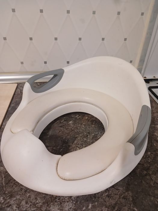 Детский горшок.детский стол,велосипед