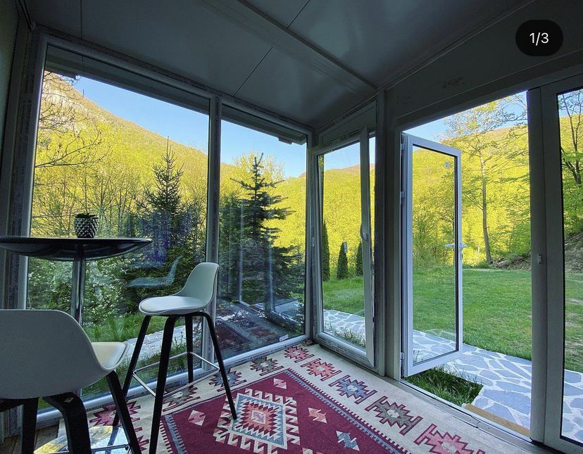 Cabana De Inchiriat Feneș cu ciubar‼️