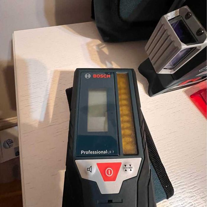 Laser Bosch gl 3-80 c linie roșie