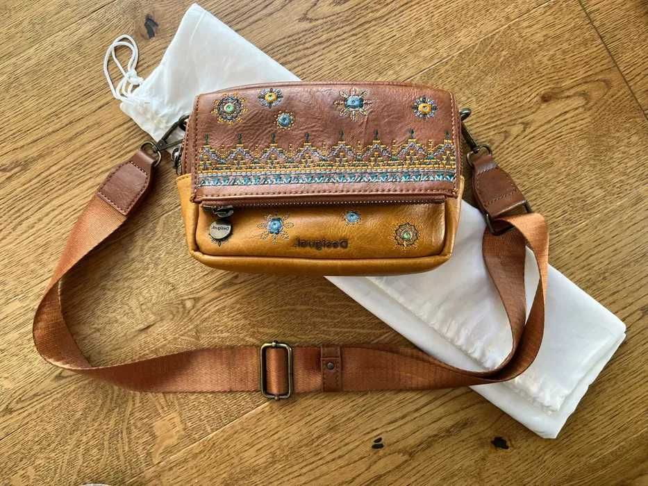 Geanta de umar Desigual