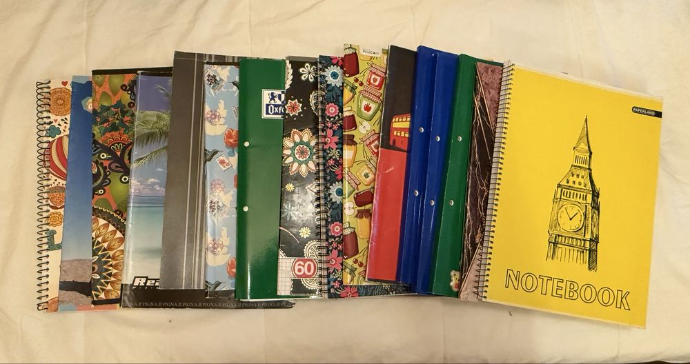 Set complet caiete și rechizite școlare – super ofertă!