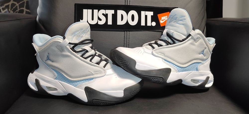 Nike Air Jordan Aura 4, номер 38