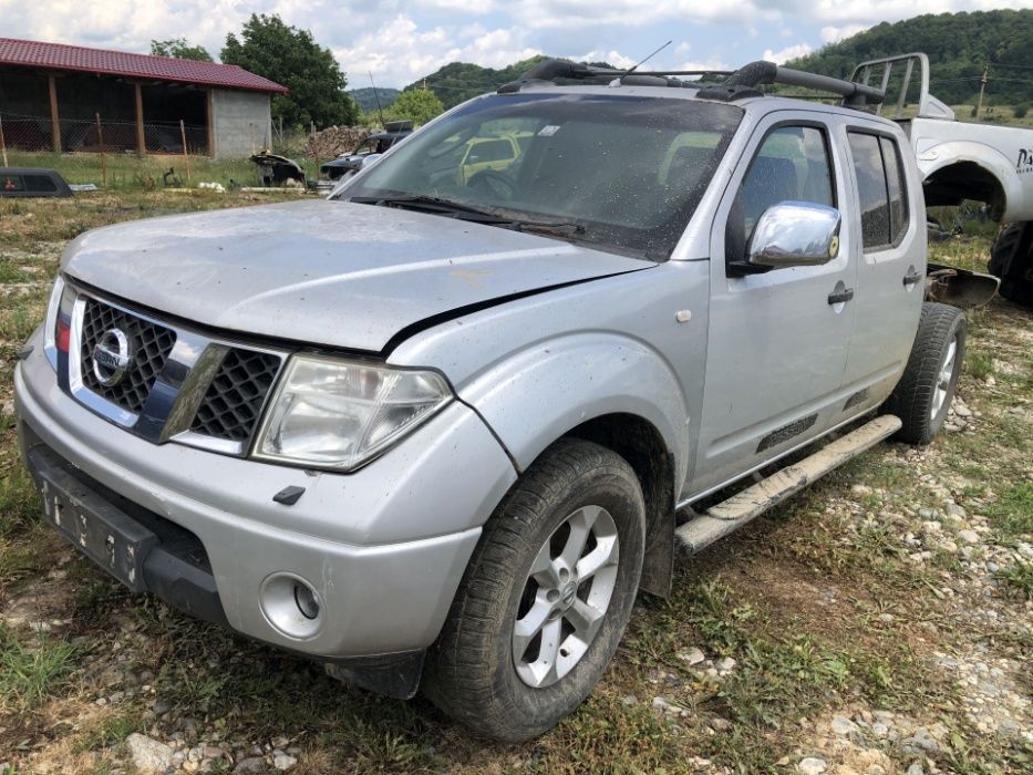 Dezmembrari Dezmembrez piese nissan navara 2500diesel euro 3 d 40
