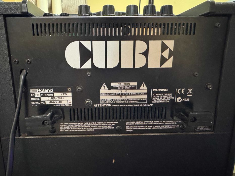Amplificator chitară 24w Roland Cube 20XL