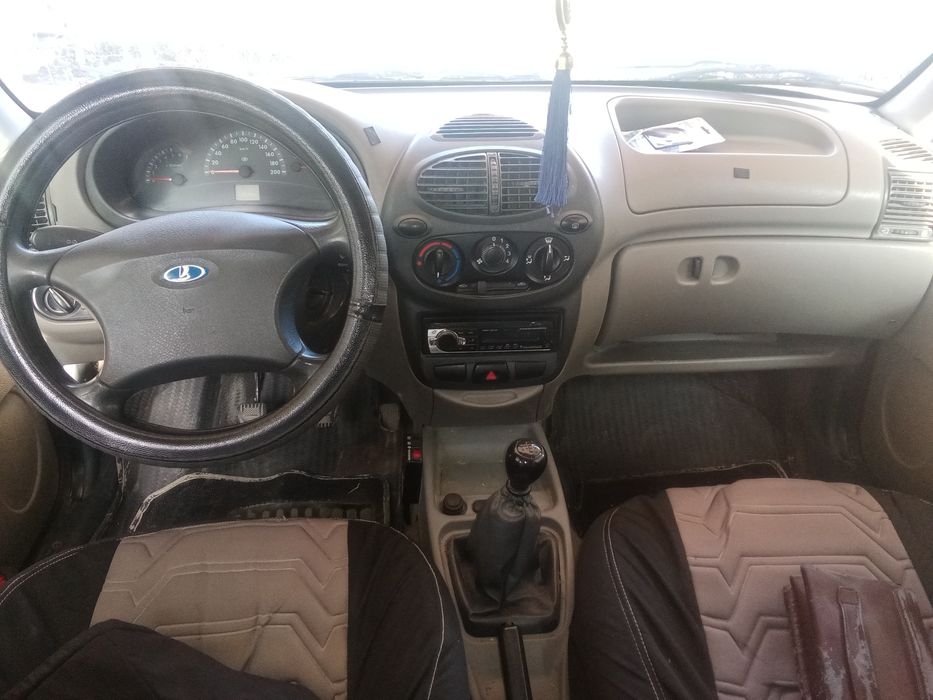 ВАЗ Калина сотилади 1118