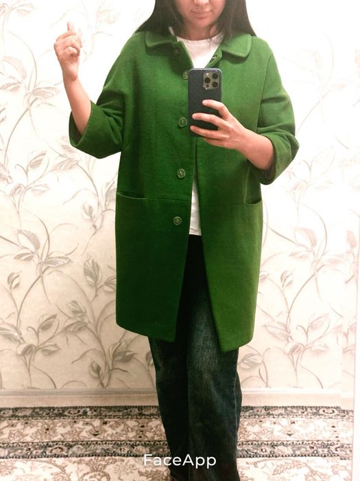 Яшил пальто, 48 размер — аъло ҳолатда