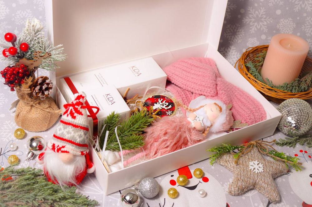 Подарочные коробки