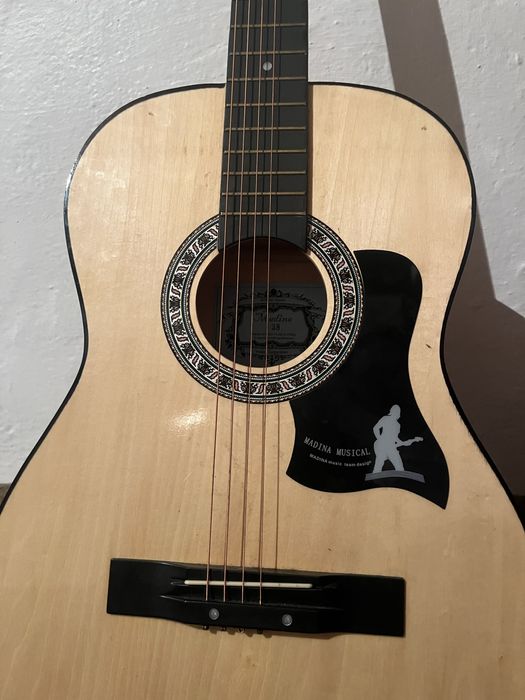 Продается гитара