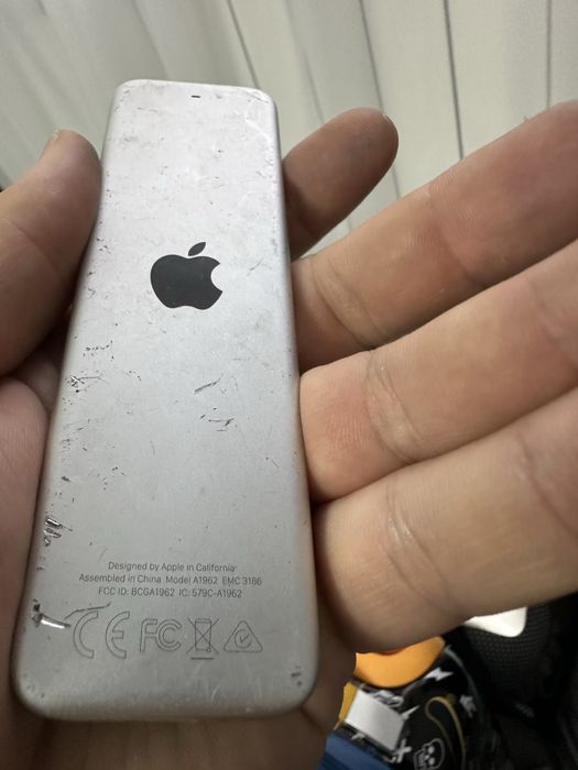 Vand telecomanda apple tv 1962