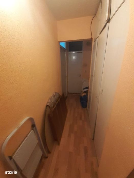 Apartament 4 Camere Decomandate, 80 mp, 2 Balcoane, etaj Intermediar,