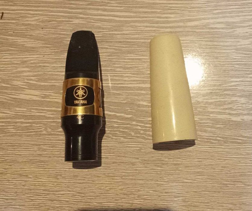 Saksafon tenor 400$ kelishiladi