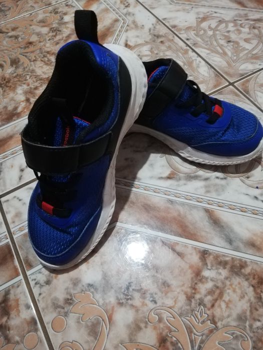 Детски маратонки за момче