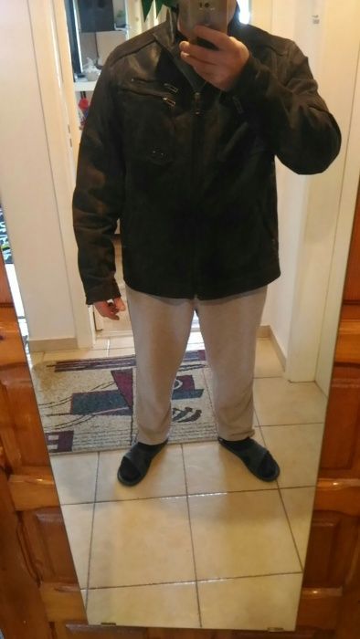 Geaca de piele intoarsa