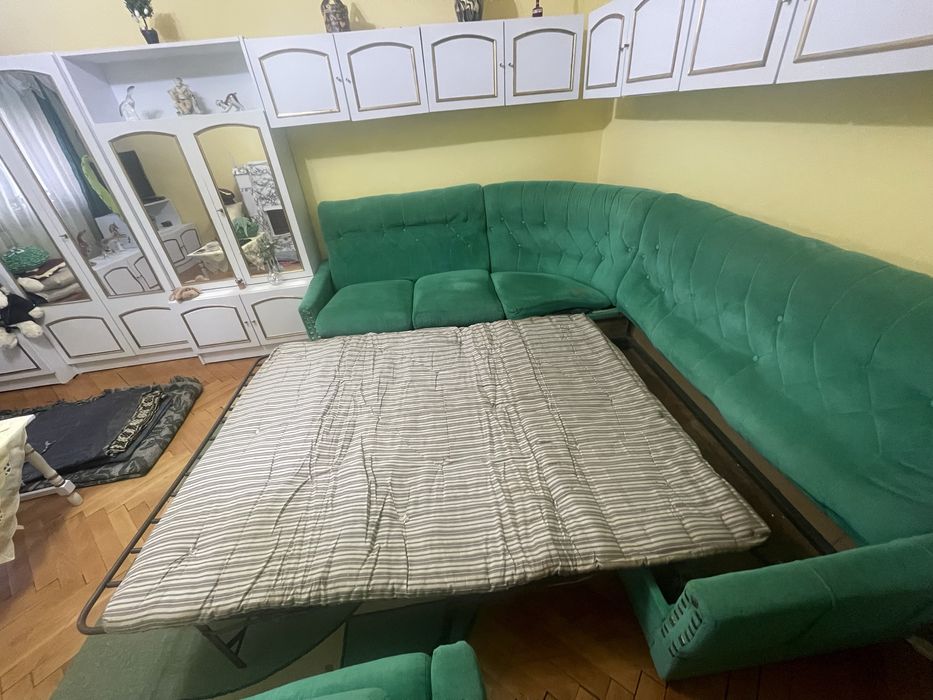 Vând colțar + fotoliu