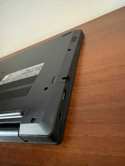 Lenovo V15 Ryzen 7 5700U, 16GB RAM, 512GB SSD, 15.6" FHD, Ubuntu 24LTS