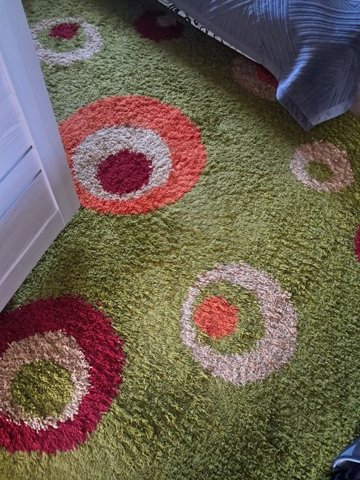 Продам ковер травка