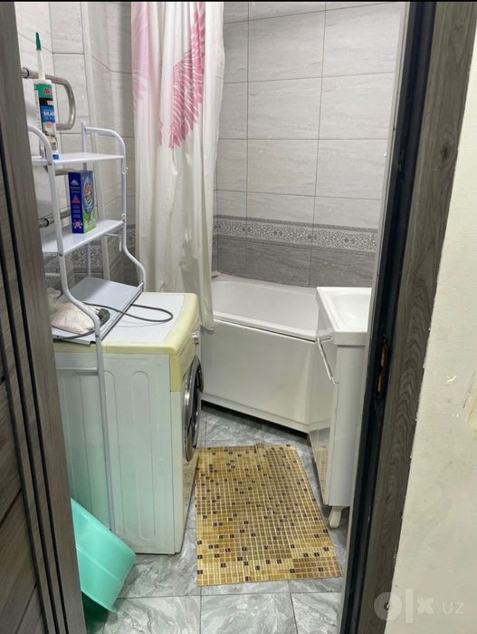 Возле Метро 2 х комнатная